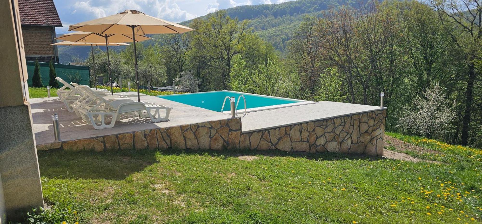 Villa Oasis With Pool
