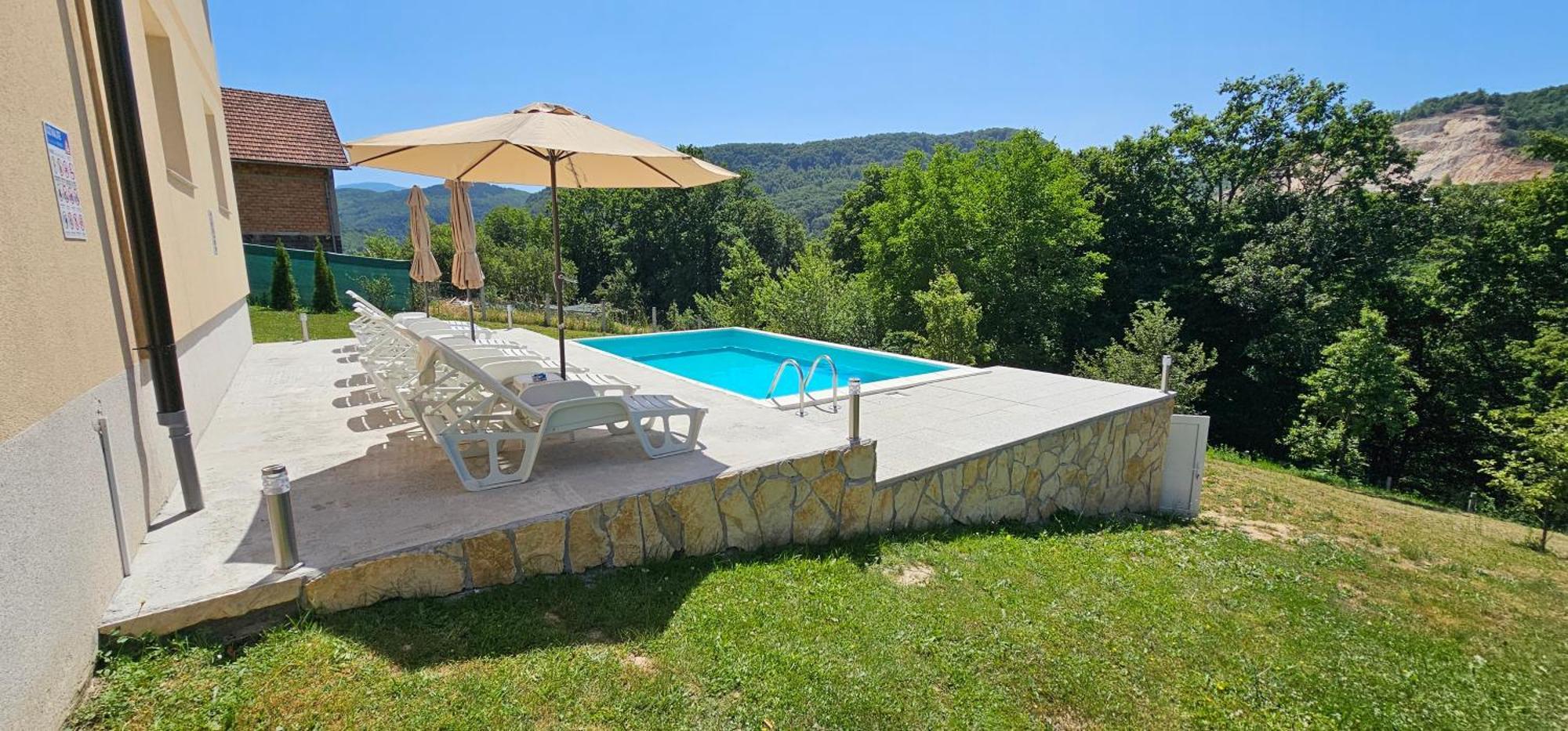 Oasis With Pool Sarajevo